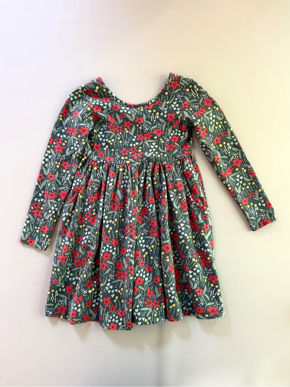 Hanna Andersson Christmas Poinsettia Skater Dress Size 6-7 120cm w/ Pockets